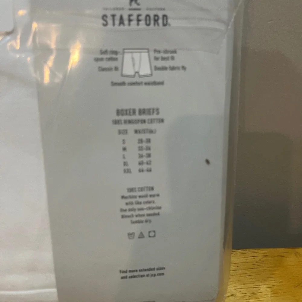 Stafford pack white